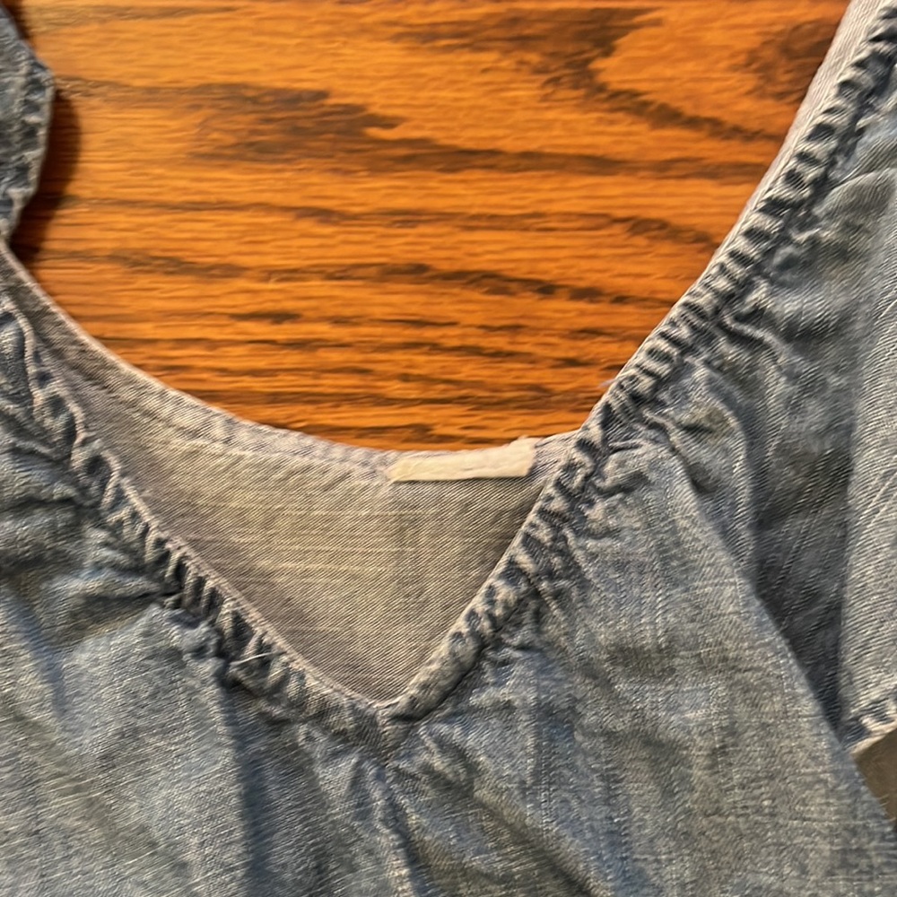 Gap Ruffle Sleeveless soft Denim Top - Picture 3 of 5